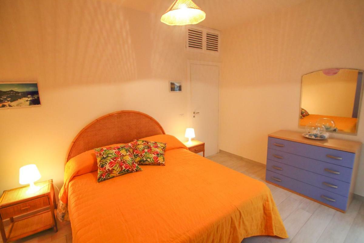 Le Case Dei Pescatori - Residence Il Tramonto Ponza Exterior photo